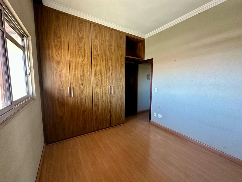 CASA À VENDA PARA REFORMA NO PARQUE RECREIO: 12ª foto da galeria de imagens do imóvel