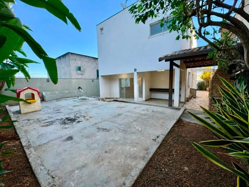 CASA ALTO PADRÃO | 4 QUARTOS | 2 SUÍTES | 4 VAGAS | BAIRRO TREVO: 25ª foto da galeria de imagens do imóvel