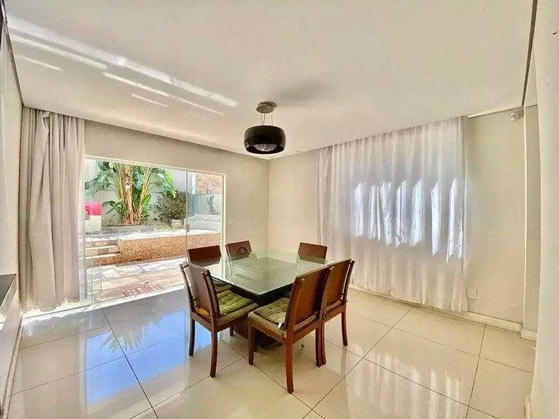 CASA ALTO PADRÃO | 4 QUARTOS | 2 SUÍTES | 4 VAGAS | BAIRRO TREVO: 3ª foto da galeria de imagens do imóvel