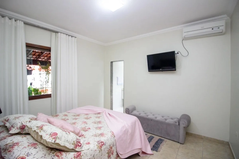 CASA À VENDA NO JARDIM LAGUNA: 15ª foto da galeria de imagens do imóvel