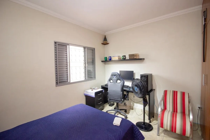 CASA À VENDA NO JARDIM LAGUNA: 28ª foto da galeria de imagens do imóvel