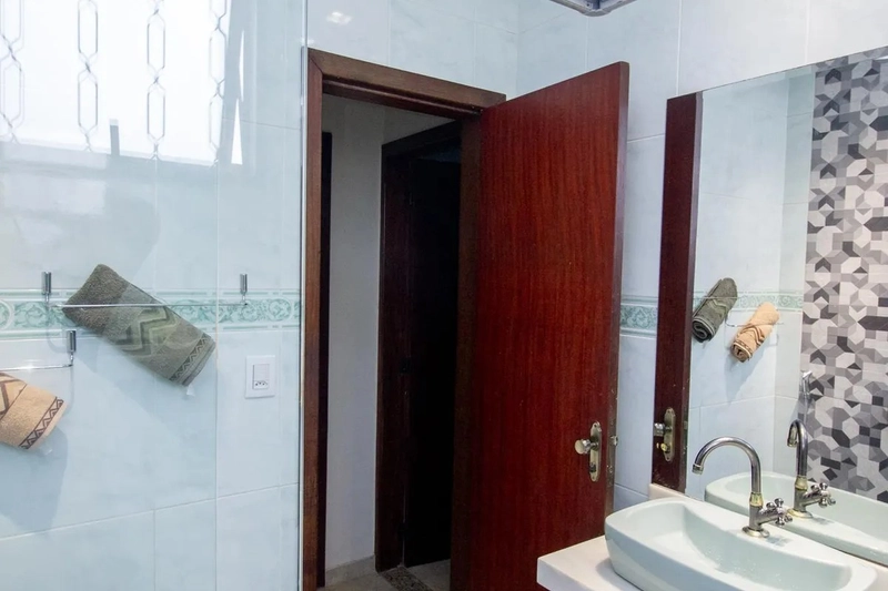 CASA À VENDA NO JARDIM LAGUNA: 26ª foto da galeria de imagens do imóvel