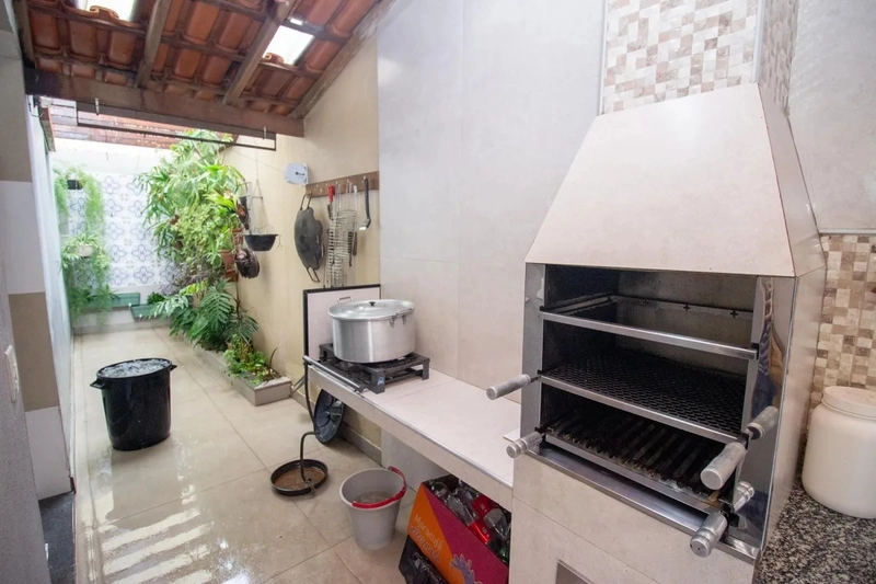 CASA À VENDA NO JARDIM LAGUNA: 34ª foto da galeria de imagens do imóvel