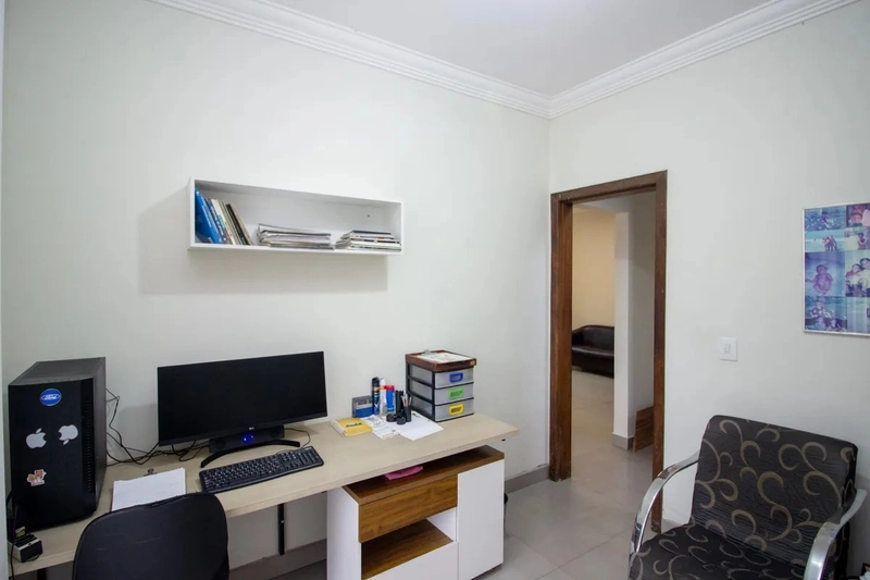 CASA À VENDA NO JARDIM LAGUNA: 23ª foto da galeria de imagens do imóvel