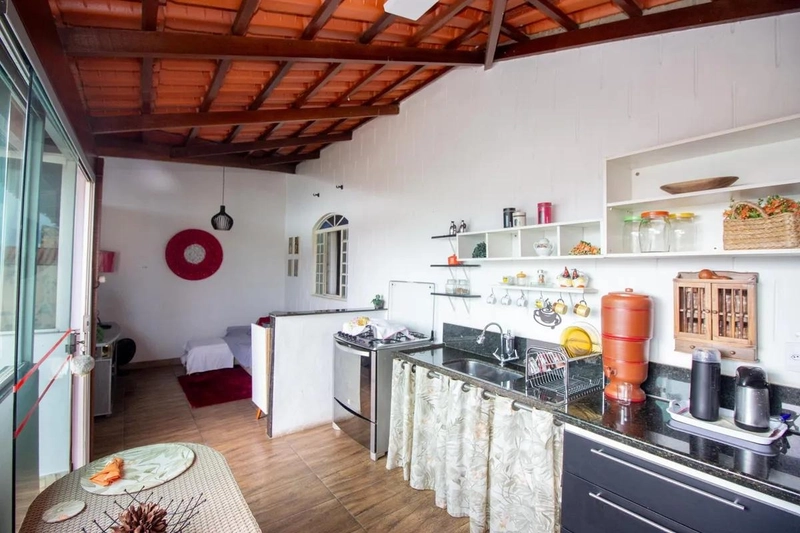 CASA À VENDA | 4 QUARTOS | 2 BANHEIROS | 4 VAGAS |: 12ª foto da galeria de imagens do imóvel