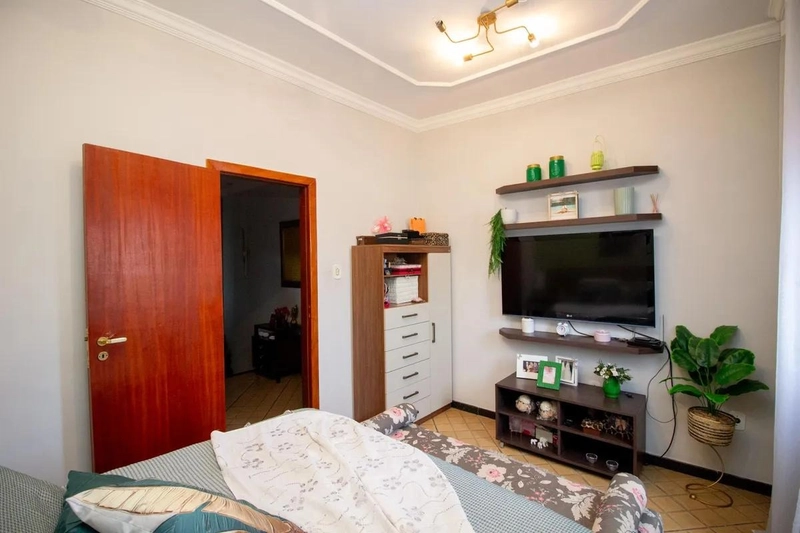CASA À VENDA | 4 QUARTOS | 2 BANHEIROS | 4 VAGAS |: 27ª foto da galeria de imagens do imóvel