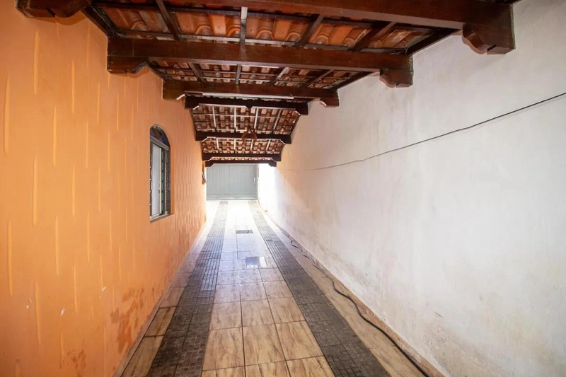CASA À VENDA | 4 QUARTOS | 2 BANHEIROS | 4 VAGAS |: 39ª foto da galeria de imagens do imóvel