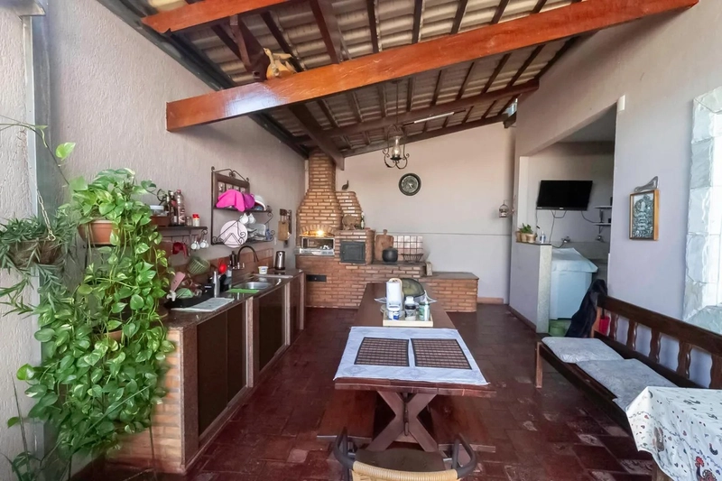 CASA À VENDA NA REGIÃO DO COQUEIROS: 4ª foto da galeria de imagens do imóvel