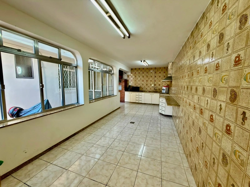 CASA COMERCIAL Á VENDA NO ALÍPIO DE MELO | LOTE 270 M² | 3 QTS | SUÍTE: 7ª foto da galeria de imagens do imóvel