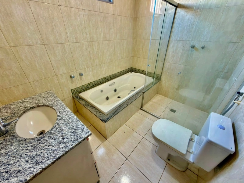 CASA COMERCIAL Á VENDA NO ALÍPIO DE MELO | LOTE 270 M² | 3 QTS | SUÍTE: 16ª foto da galeria de imagens do imóvel