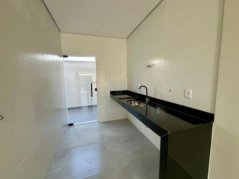 CASA GEMINADA INDIVIDUAL Á VENDA NO PLANALTO | 02 SUÍTES | LAVABO |: 10ª foto da galeria de imagens do imóvel