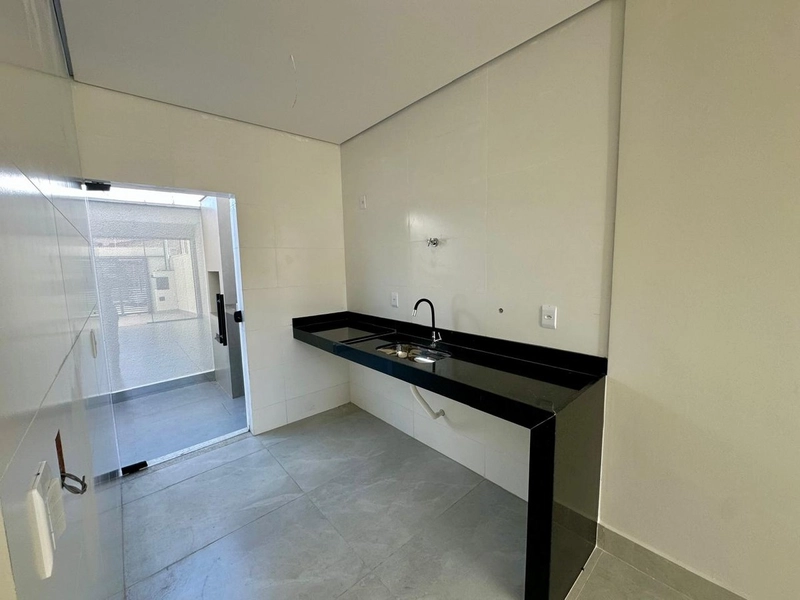 CASA GEMINADA INDIVIDUAL Á VENDA NO PLANALTO | 02 SUÍTES | LAVABO |: 11ª foto da galeria de imagens do imóvel