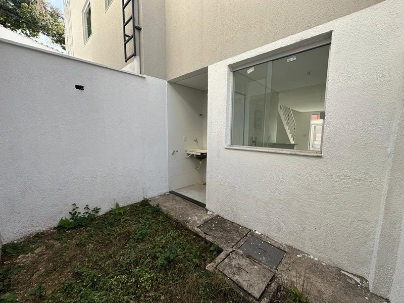 CASA GEMINADA INDIVIDUAL Á VENDA NO PLANALTO | 02 SUÍTES | LAVABO: 23ª foto da galeria de imagens do imóvel
