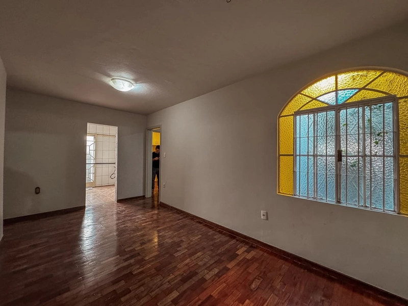 CASA RESIDENCIAL OU COMERCIAL Á VENDA NO SERRANO | 200M² LOTE: 6ª foto da galeria de imagens do imóvel