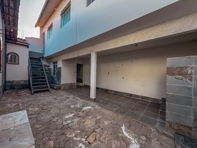 CASA RESIDENCIAL OU COMERCIAL Á VENDA NO SERRANO | 200M² LOTE: 36ª foto da galeria de imagens do imóvel