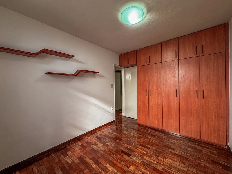 CASA RESIDENCIAL OU COMERCIAL Á VENDA NO SERRANO | 200M² LOTE: 13ª foto da galeria de imagens do imóvel
