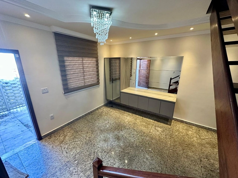 CASA GEMINADA TRIPLEX INDIVIDUAL PARA LOCAÇÃO NO CABRAL| 03 QUARTOS |: 2ª foto da galeria de imagens do imóvel