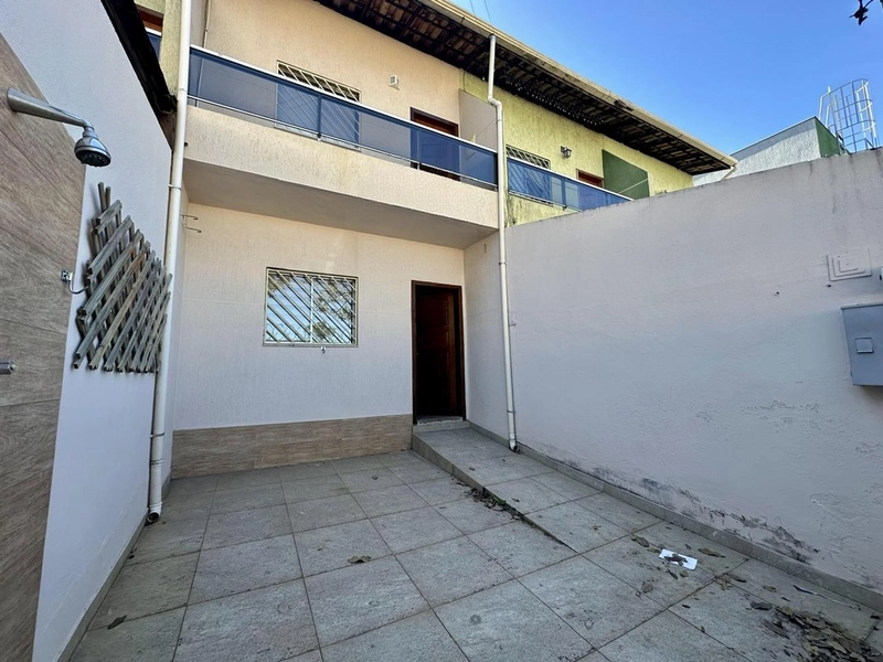 CASA GEMINADA TRIPLEX INDIVIDUAL PARA LOCAÇÃO NO CABRAL| 03 QUARTOS |: 33ª foto da galeria de imagens do imóvel