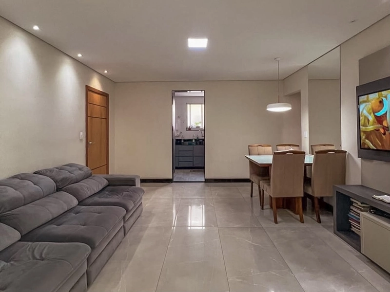 BELÍSSIMA ÁREA PRIVATIVA À VENDA | BAIRRO SERRANO: 3ª foto da galeria de imagens do imóvel