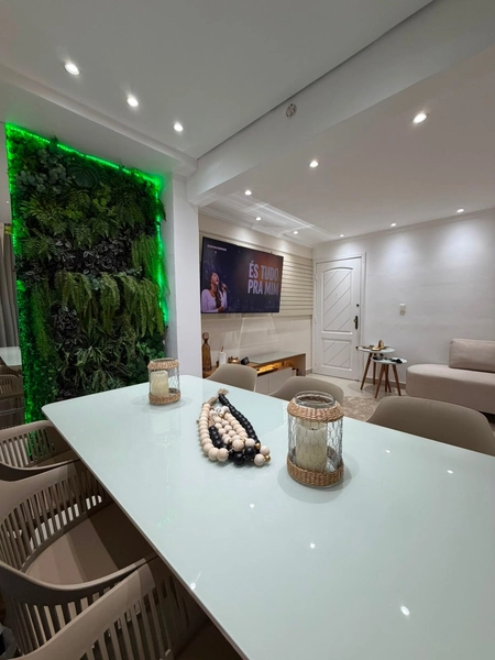 APARTAMENTO REFORMADO À VENDA NO BAIRRO MANACÁS: 3ª foto da galeria de imagens do imóvel