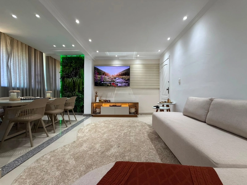 APARTAMENTO REFORMADO À VENDA NO BAIRRO MANACÁS: 1ª foto da galeria de imagens do imóvel