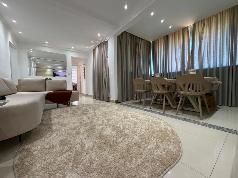 APARTAMENTO REFORMADO À VENDA NO BAIRRO MANACÁS: 5ª foto da galeria de imagens do imóvel