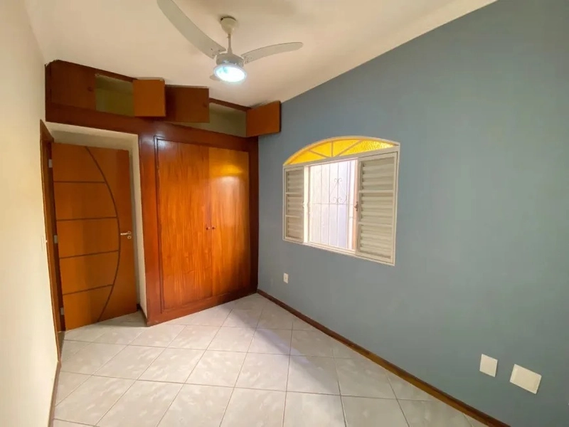 CASA A VENDA LINEAR  BAIRRO PAQUETÁ: 15ª foto da galeria de imagens do imóvel