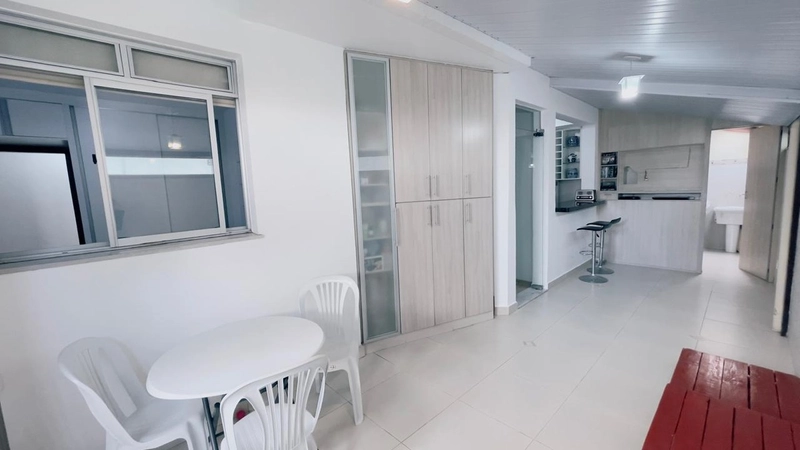 ÁREA PRIVATIVA LINEAR E IMPECÁVEL NO BAIRRO CASTELO: 2ª foto da galeria de imagens do imóvel