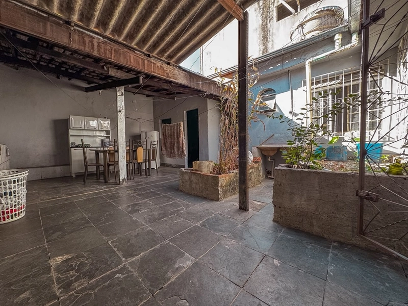 CASA COMERCIAL INDIVIDUAL À VENDA NO CARAJAS (PEDRA AZUL) CONTAGEM: 21ª foto da galeria de imagens do imóvel