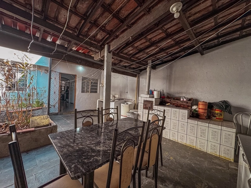 CASA COMERCIAL INDIVIDUAL À VENDA NO CARAJAS (PEDRA AZUL) CONTAGEM: 20ª foto da galeria de imagens do imóvel