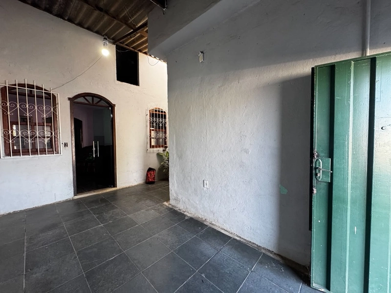 CASA COMERCIAL INDIVIDUAL À VENDA NO CARAJAS (PEDRA AZUL) CONTAGEM: 2ª foto da galeria de imagens do imóvel