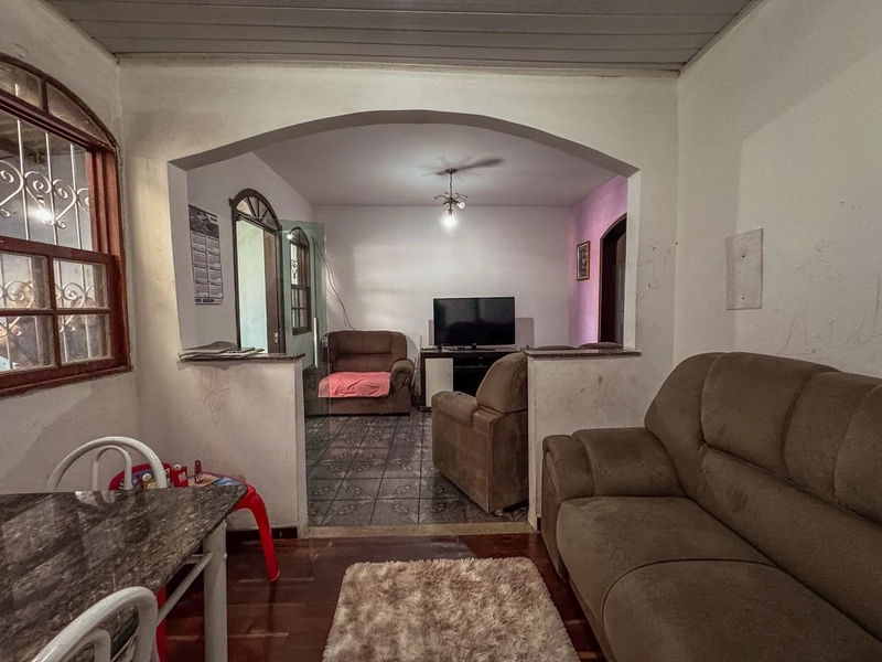 CASA COMERCIAL INDIVIDUAL À VENDA NO CARAJAS (PEDRA AZUL) CONTAGEM: 12ª foto da galeria de imagens do imóvel