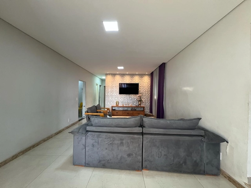 CASA NO ALÍPIO DE MELO REFORMADA | 04 QUARTOS | SUÍTE | PISCINA: 14ª foto da galeria de imagens do imóvel