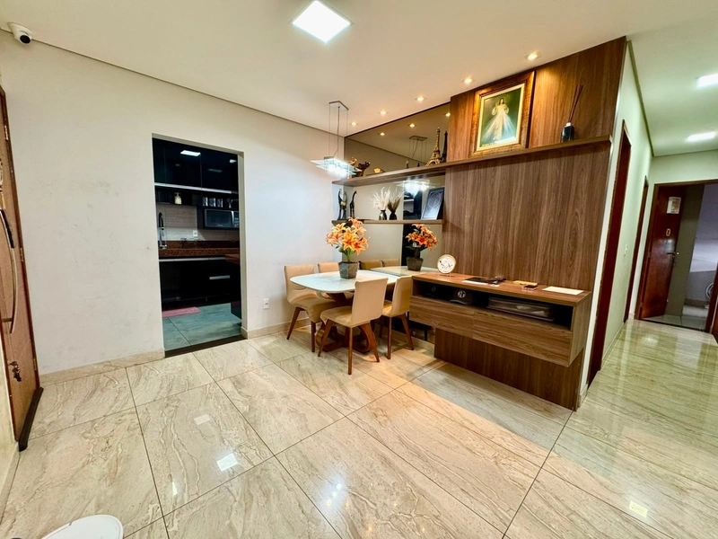 BELÍSSIMA COBERTURA À VENDA PRÓXIMO AO SHOPPING CONTAGEM | ELEVADOR: 9ª foto da galeria de imagens do imóvel