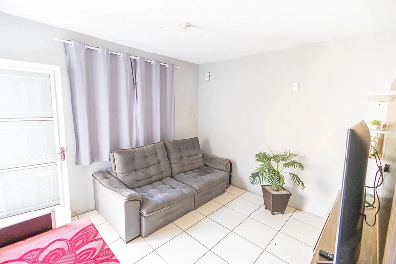 OPORTUNIDADE IMPERDÍVEL IMÓVEL COM 3 CASAS NO MESMO TERRENO: 2ª foto da galeria de imagens do imóvel