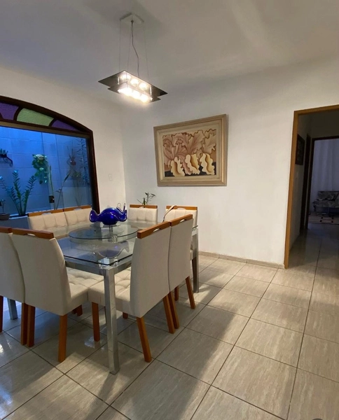 Casa Colonial com Excelente Potencial de Modernização: 19ª foto da galeria de imagens do imóvel