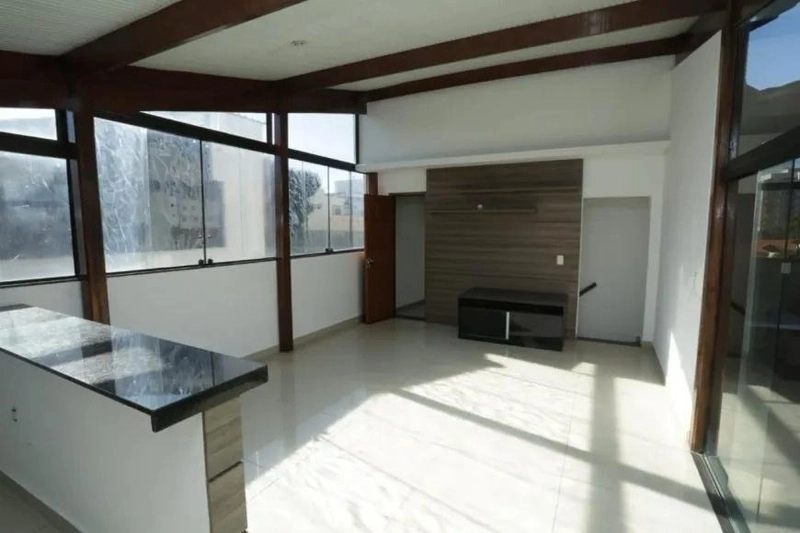 COBERTURA À VENDA | 130 m² | 3 QUARTOS | 1 SUÍTE | PAQUETÁ