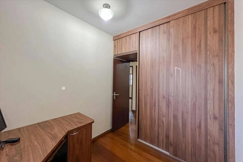 Casa Colonial à Venda no Serrano | 4 Quartos | 2 Suítes | Piscina: 31ª foto da galeria de imagens do imóvel