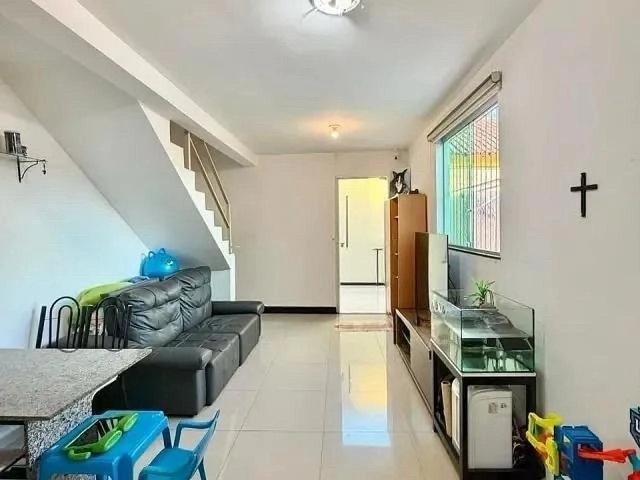 CASA DUPLEX À VENDA | 2 QUARTOS | 1 VAGA | XANGRI-LÁ – CONTAGEM: 3ª foto da galeria de imagens do imóvel