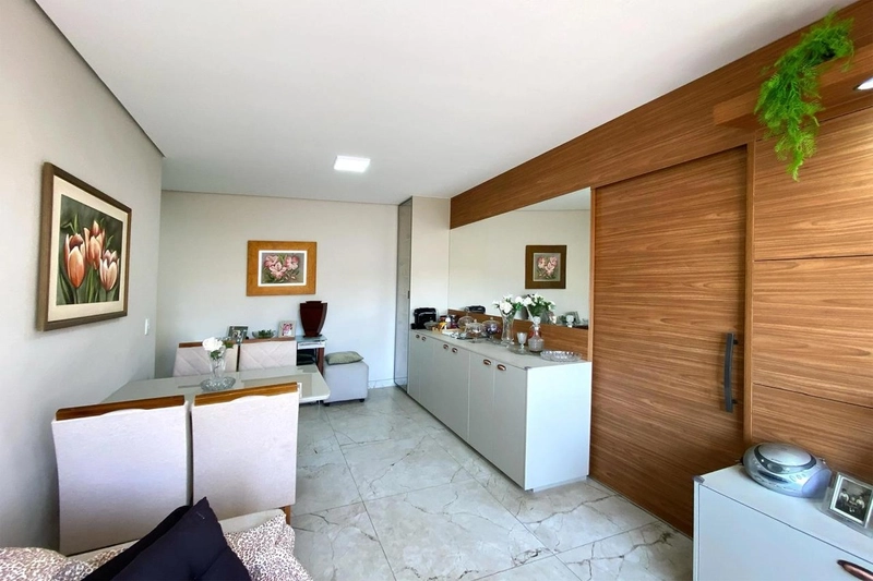 APARTAMENTO| 2 QUARTOS | 01 SUITE | 02 BANHEIROS | 02 VAGAS: 2ª foto da galeria de imagens do imóvel