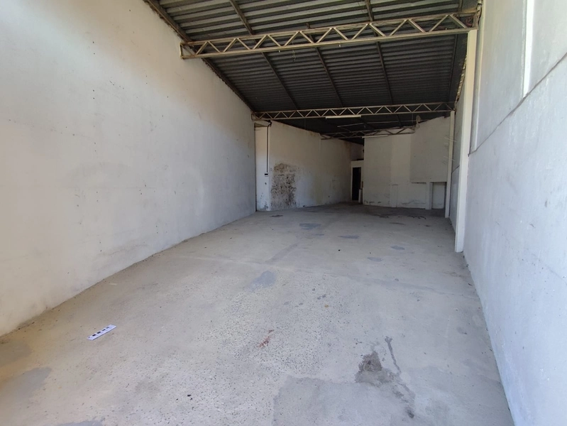 CASA COMERCIAL À VENDA NA REGIAO DO LAGUNA: 6ª foto da galeria de imagens do imóvel