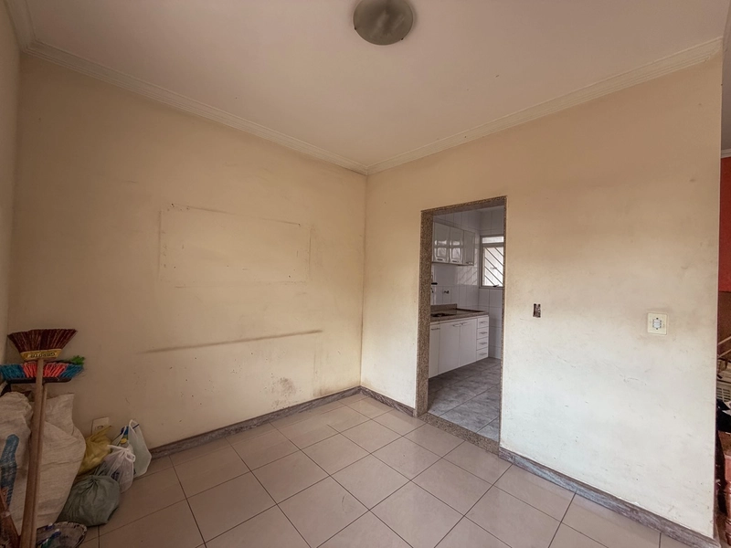 CASA GEMINADA INDIVIDUAL À VENDA | 3 QUARTOS | 1 SUÍTE | 02  BANHEIROS: 7ª foto da galeria de imagens do imóvel
