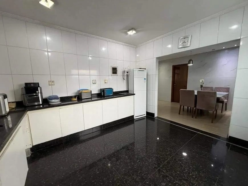 CASA À VENDA NO SERRANO | 3 QUARTOS | 2 SUÍTES | 4 BANHEIROS | 4 VAGAS: 10ª foto da galeria de imagens do imóvel