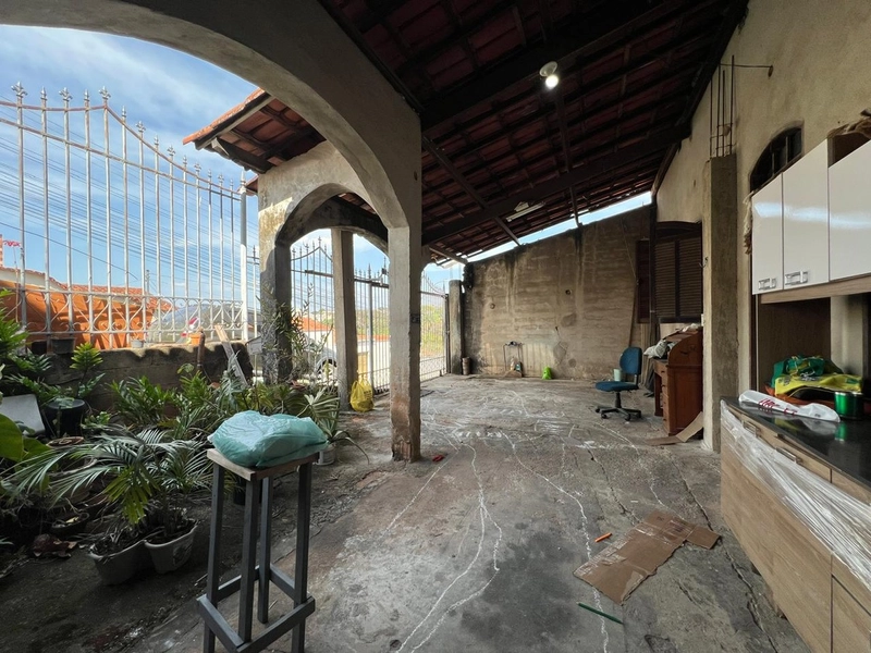 CASA  À VENDA NO CARAJÁS | 3 QUARTOS  | 01 BANHEIRO | 02 VAGAS: 21ª foto da galeria de imagens do imóvel