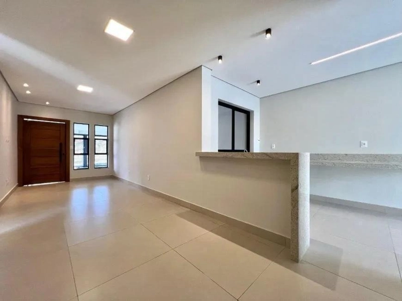 CASA LINEAR | 3 QUARTOS | 03 SUÍTES | 04 BANHEIROS | 03 VAGAS: 10ª foto da galeria de imagens do imóvel