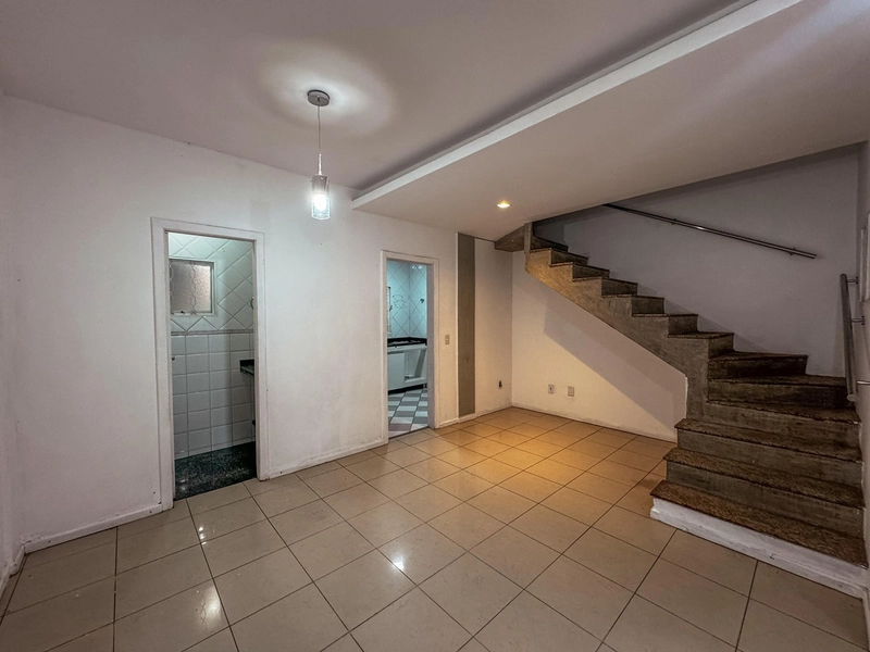 CASA GEMINADA À VENDA | SANTA TEREZINHA | 3 QUARTOS | 1 VAGA: 4ª foto da galeria de imagens do imóvel