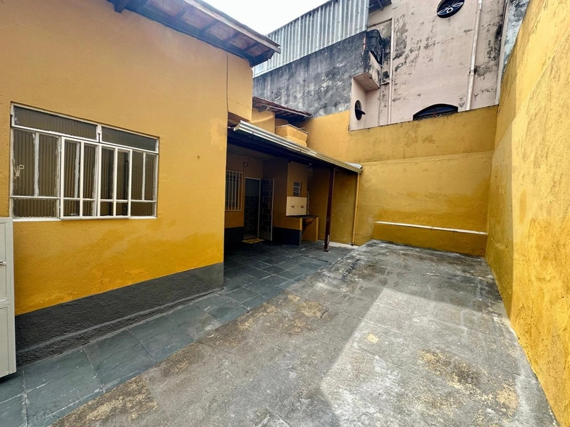 BARRACÃO PARA LOCAÇÃO | DOM BOSCO| 1 QUARTO | 1 VAGA: 3ª foto da galeria de imagens do imóvel