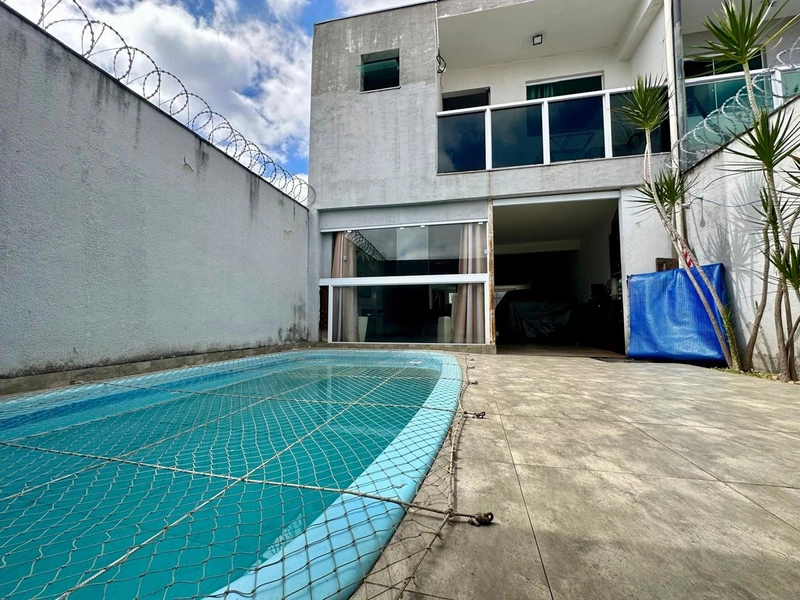 CASA PARA LOCAÇÃO | SERRANO | 3 QUARTOS | 2 BANHEIROS | 5 VAGAS: 4ª foto da galeria de imagens do imóvel