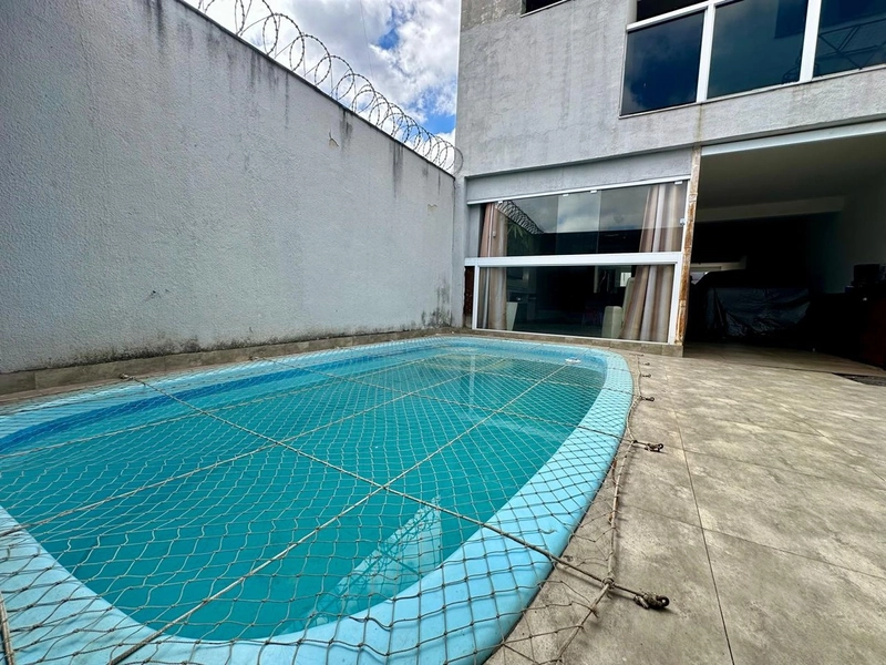 CASA PARA LOCAÇÃO | SERRANO | 3 QUARTOS | 2 BANHEIROS | 5 VAGAS: 2ª foto da galeria de imagens do imóvel