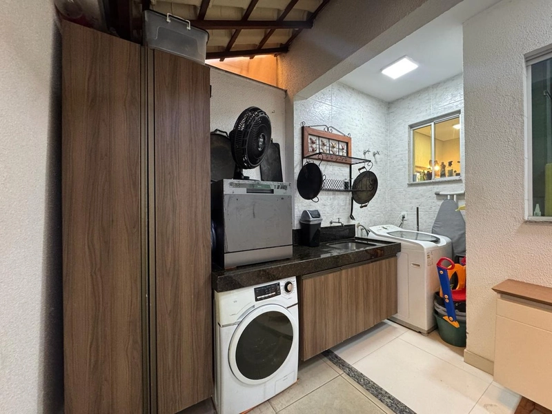 CASA GEMINADA INDIVIDUAL NO SANTA TEREZINHA!: 6ª foto da galeria de imagens do imóvel